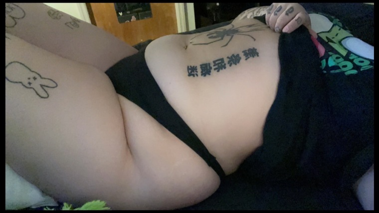 aryn ♡ banner image