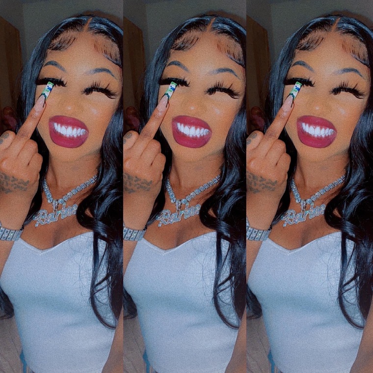 BLACKBARBIEZWORLD👱🏽‍♀️🌍👑🐐💅🏾 cover image