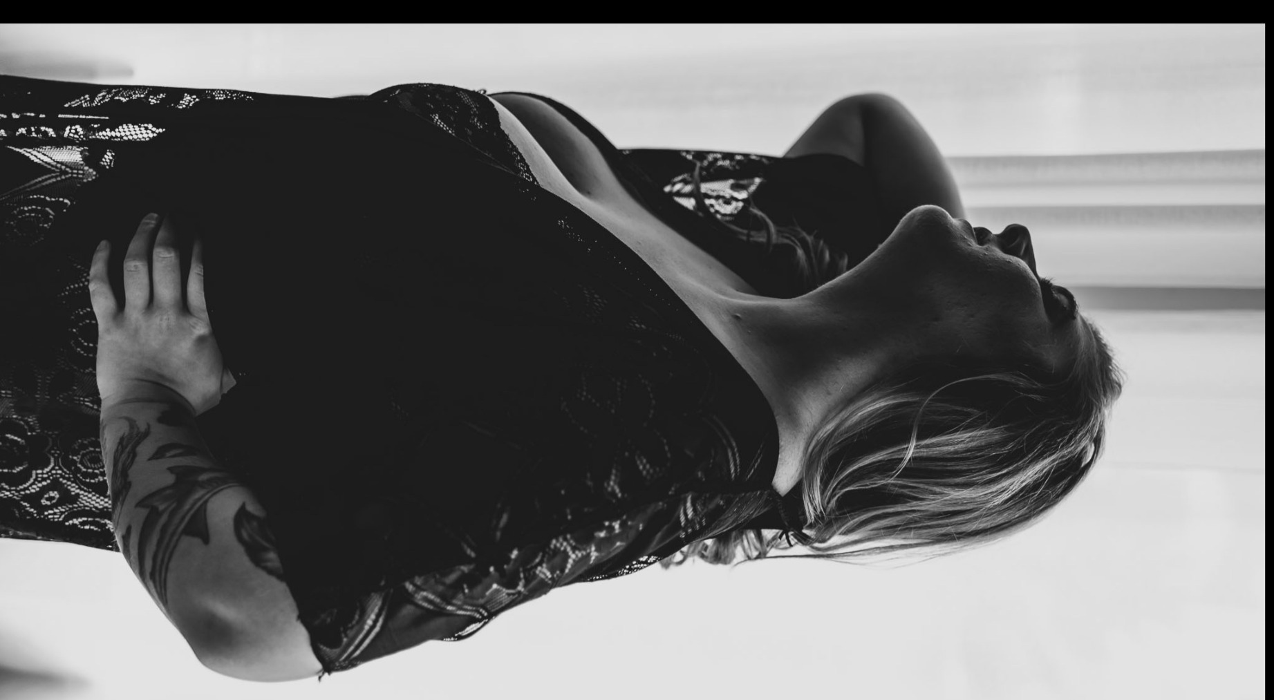Black'n'grey banner image