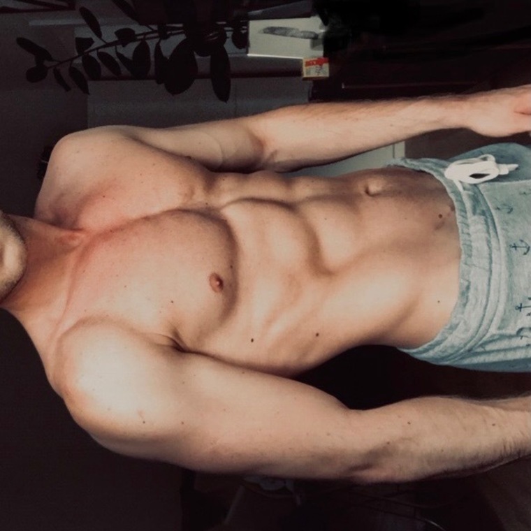 Blond_feet_soxx banner image