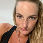 Emma blonde avatar