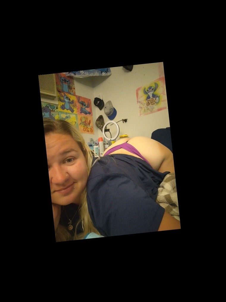 BlondeBaddie banner image
