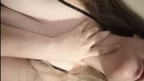 Blonde_Barbii cover image