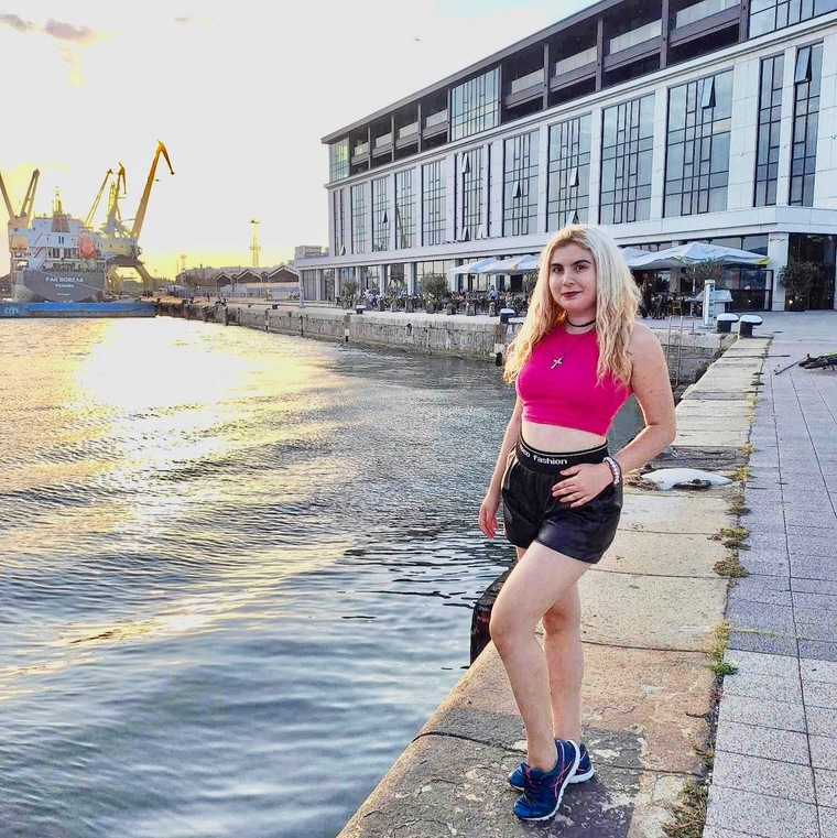 Blonde Girl banner image