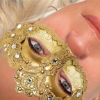 Blonde Carnival avatar