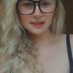 BlondeHottie avatar