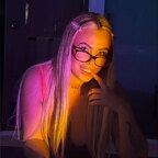 Blondie 🤍 avatar