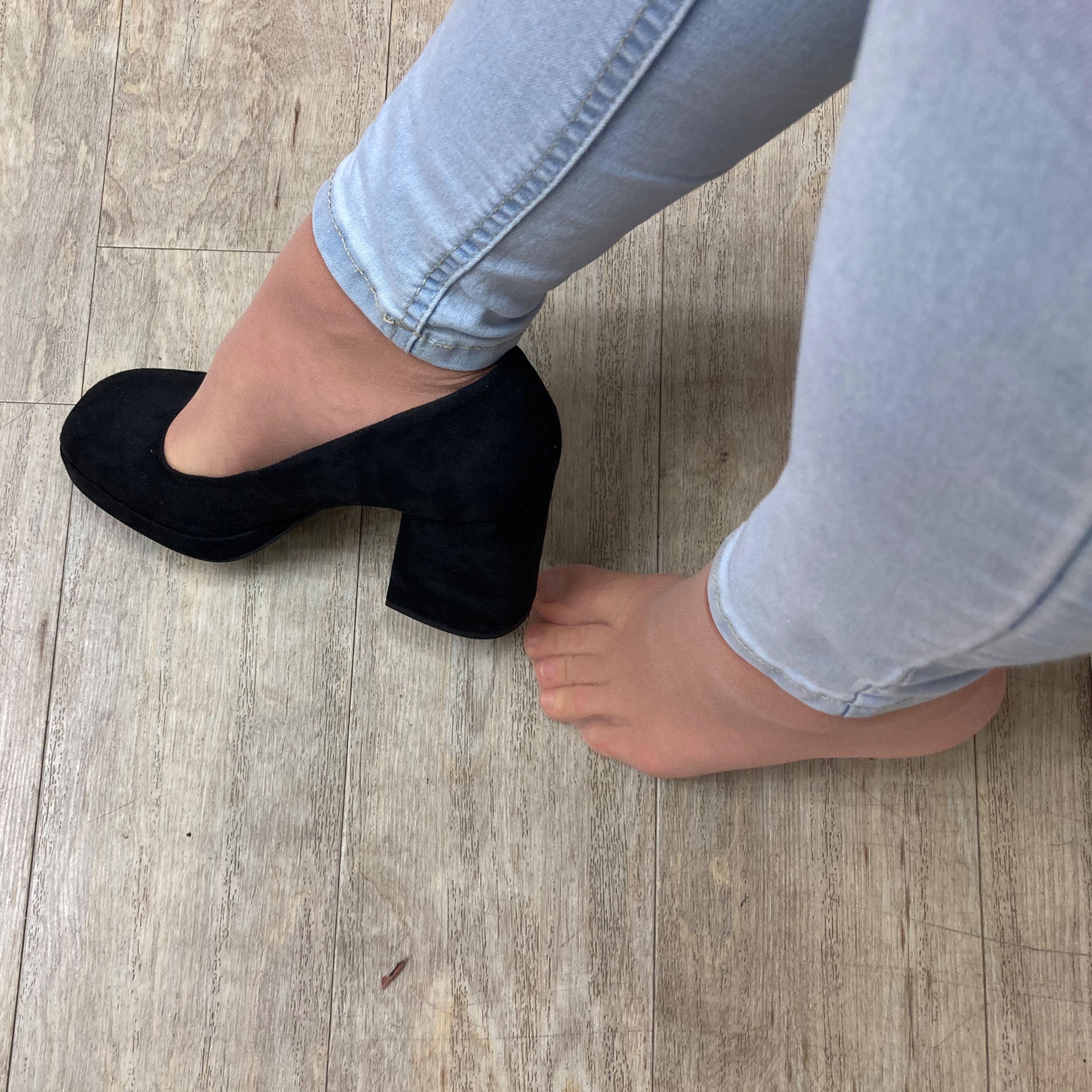 My Sexy Legs-Blondie banner image