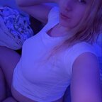 Blueblondemon<3 avatar