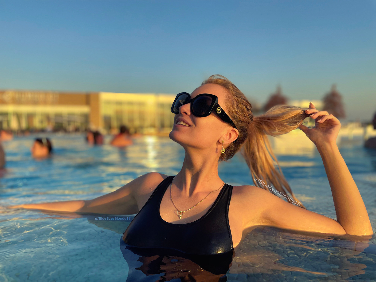 Blue Eyes Blonde - Jolene banner image