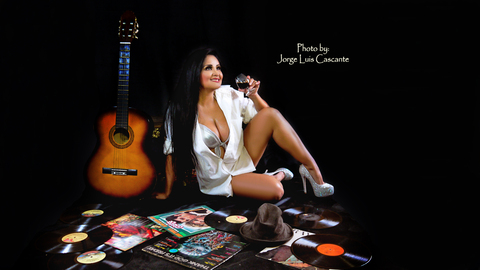 bombon latino cover image