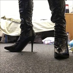 BootsLovesLeather avatar