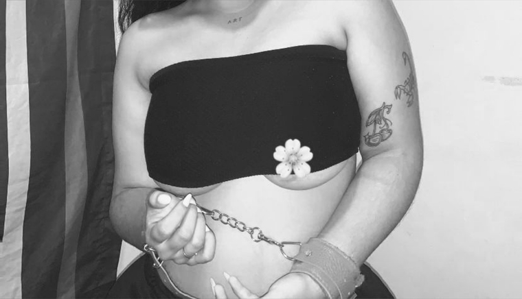 Jhoalisbeth Farias cover image