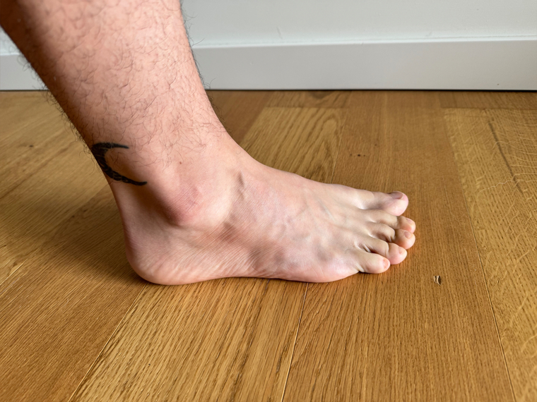 Brazilian feet 44 banner image