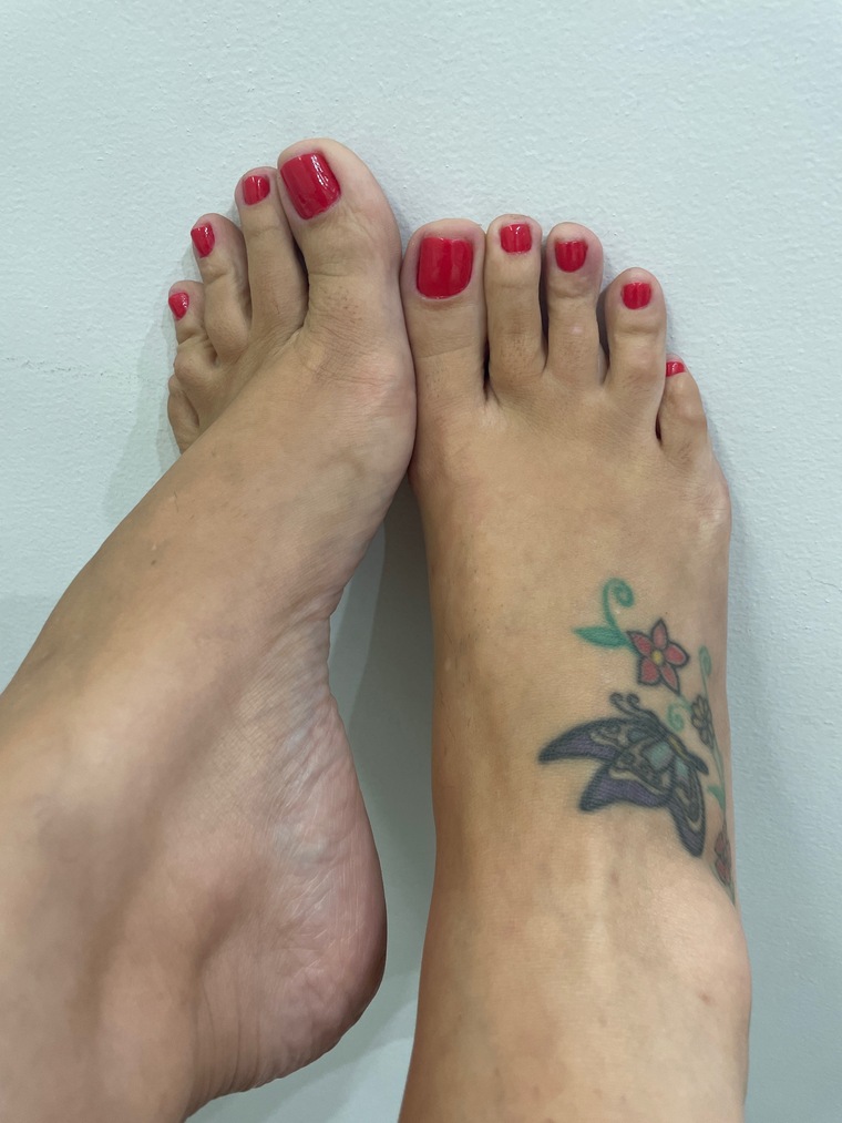 Brazilian Girl Feet cover image