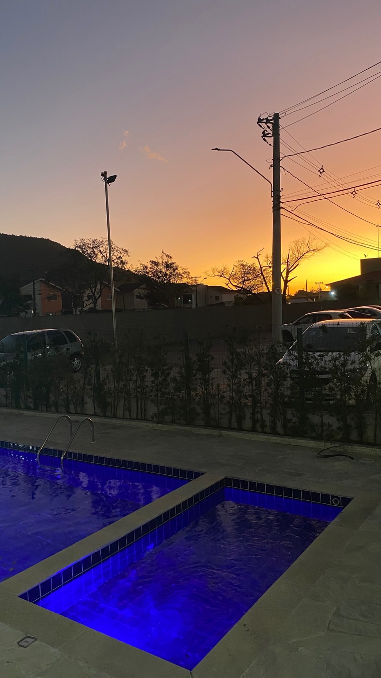 B. banner image