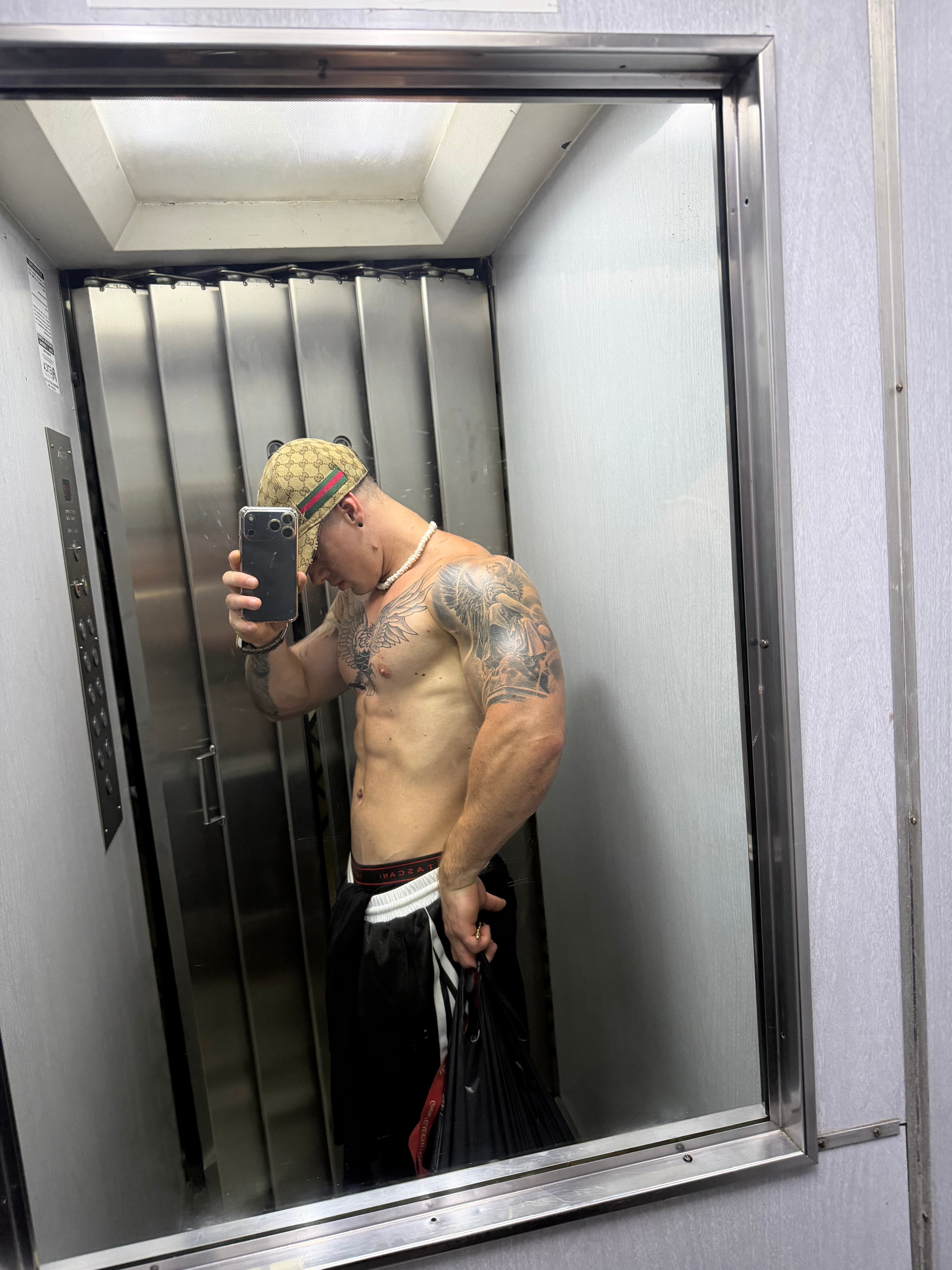 Brian (Top 1%) 🤩 banner image