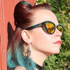 BrickBombshell avatar