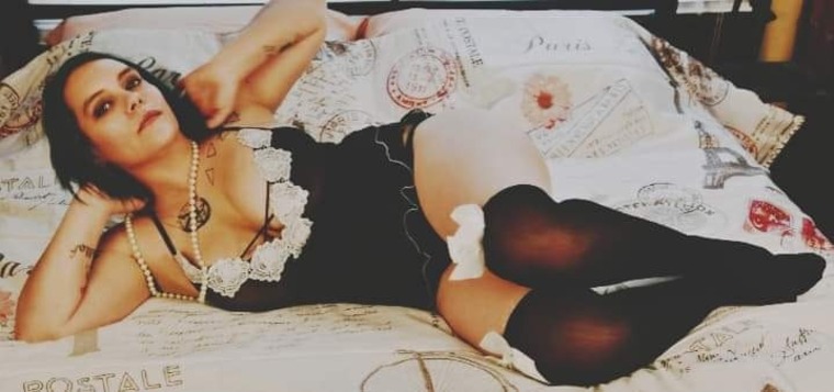 Misfit Fetish Queen cover image