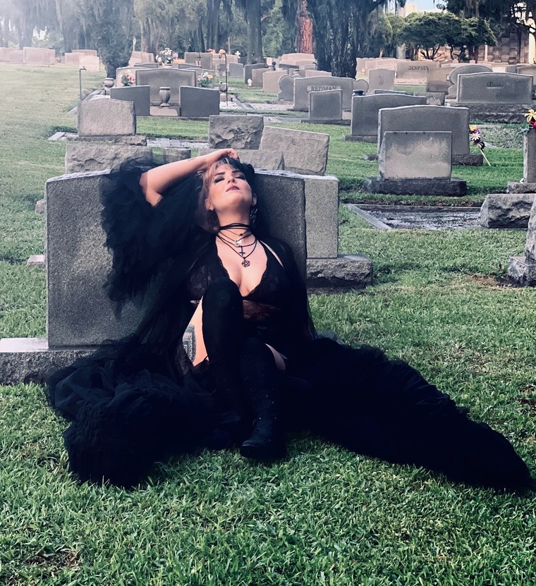 Britt Smokes VIP banner image