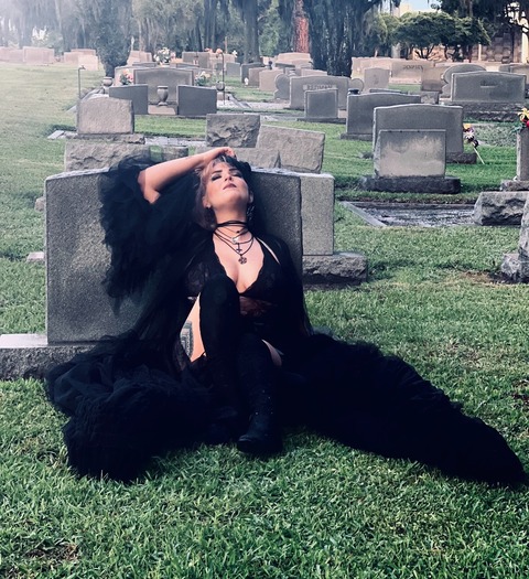 Britt Smokes VIP cover image