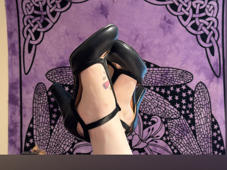Witchy Feet banner image