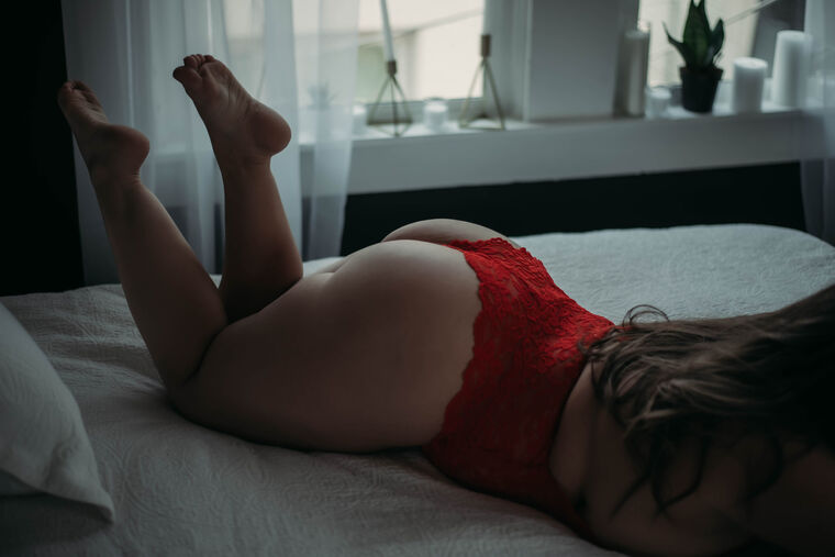 Brown_eyed_babe89 banner image