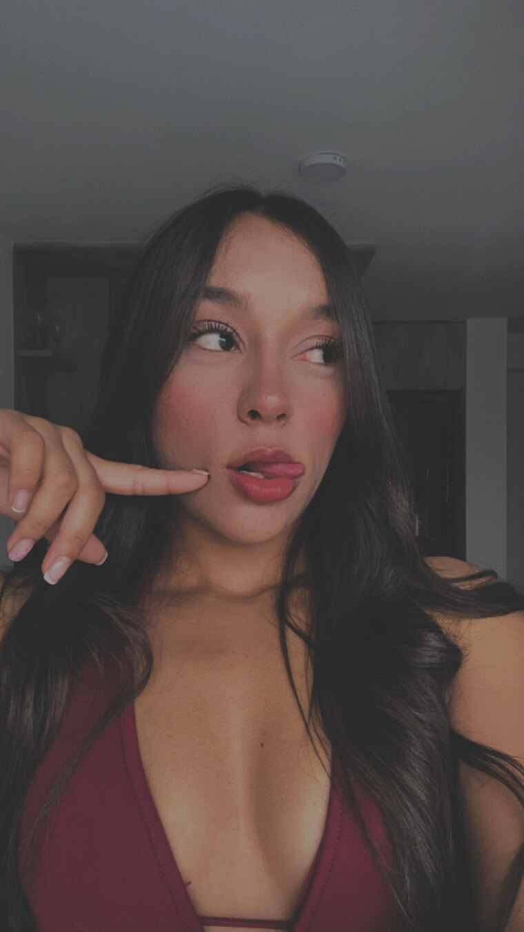 Brunette banner image