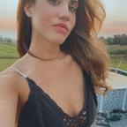 Brunettewhite&blue avatar