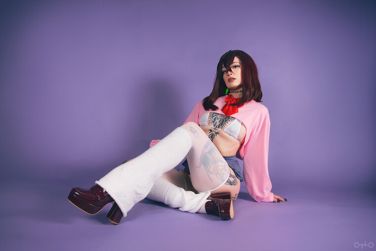 Buggie Cosplay Free banner image