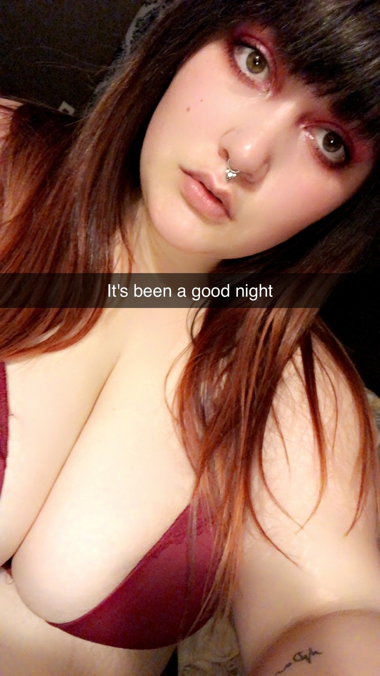 Bunchoftitties99 cover image