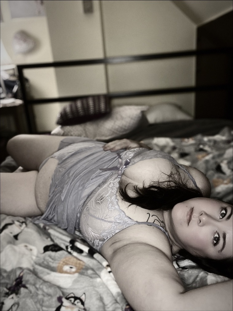 J banner image