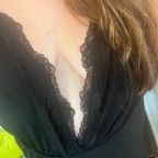 Busty Bella avatar