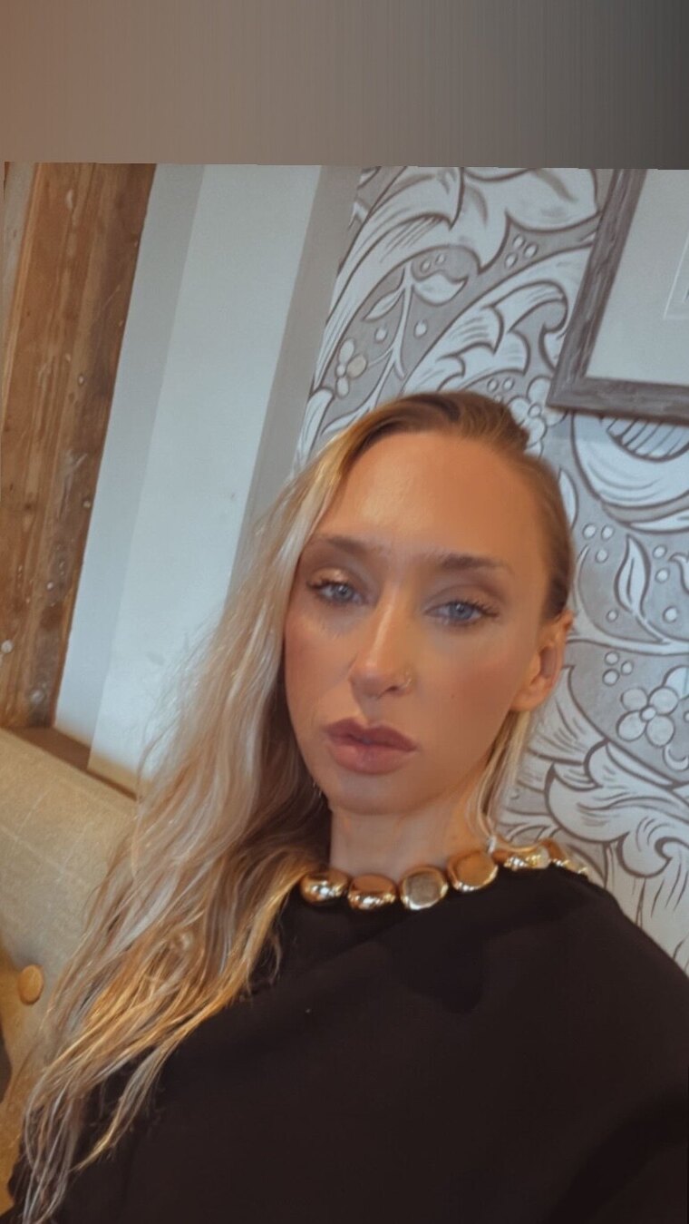 Busty Blonde Sienna cover image