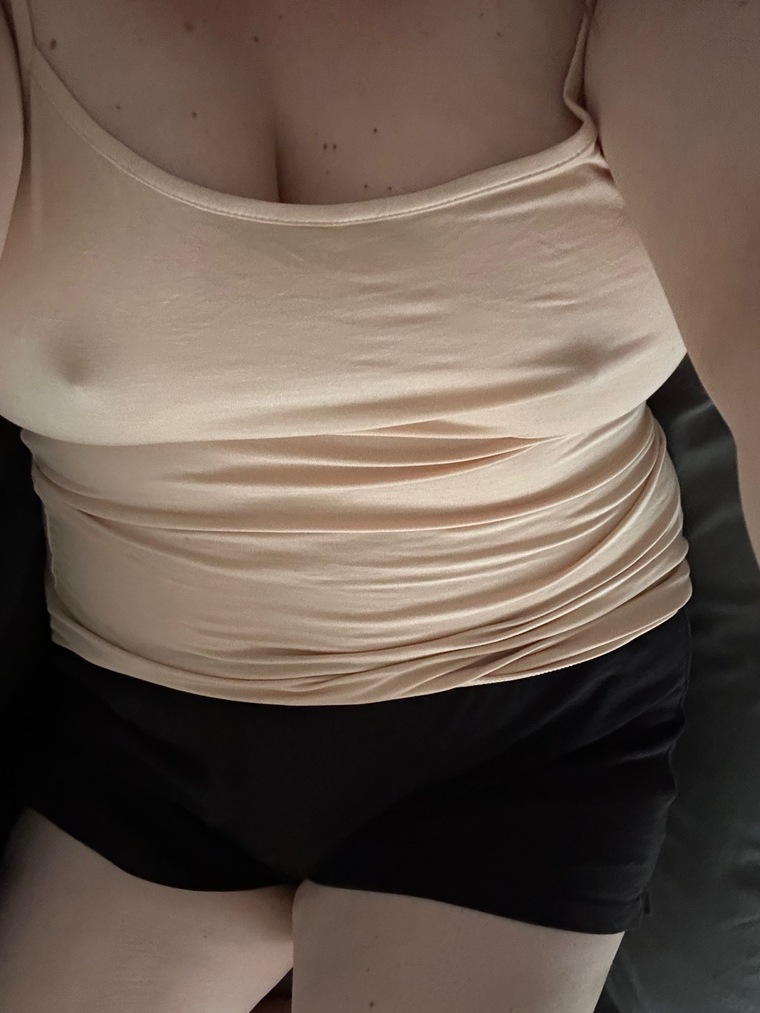 Bustymom32 banner image