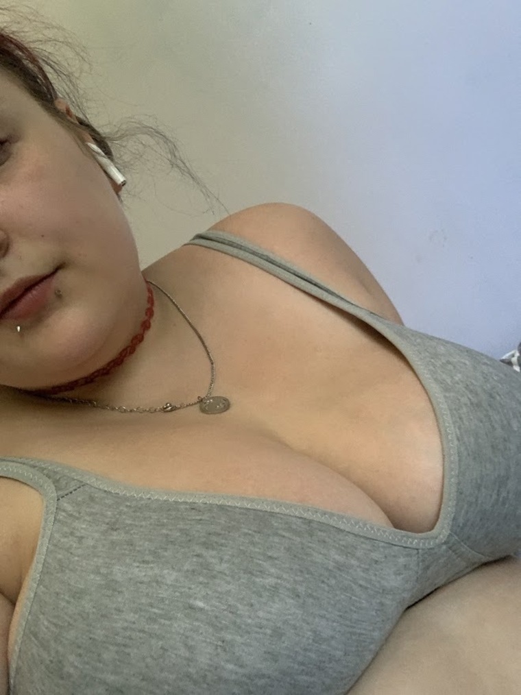 emolover69 cover image