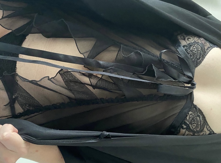 Calista Velvet banner image