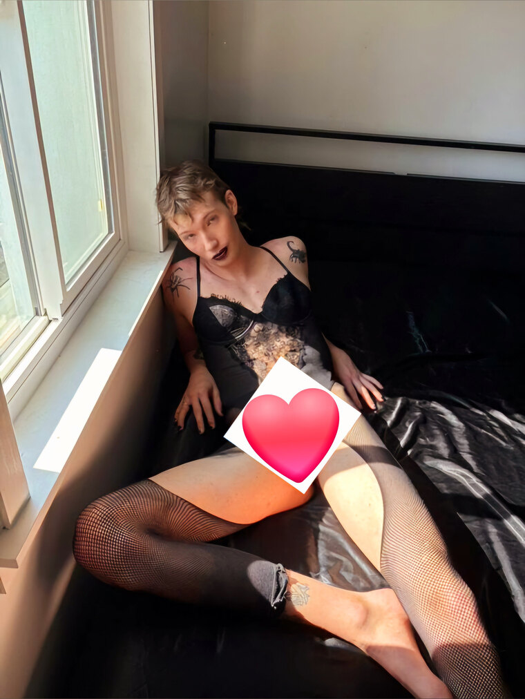 Camisubhottie banner image
