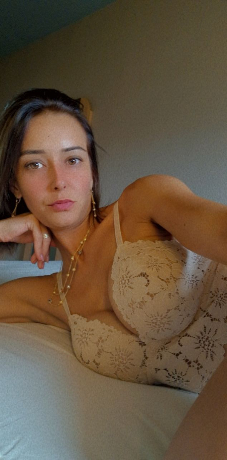Camy Love banner image