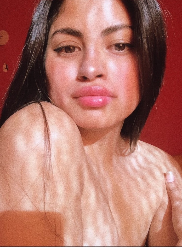 Cande 🥰 cover image