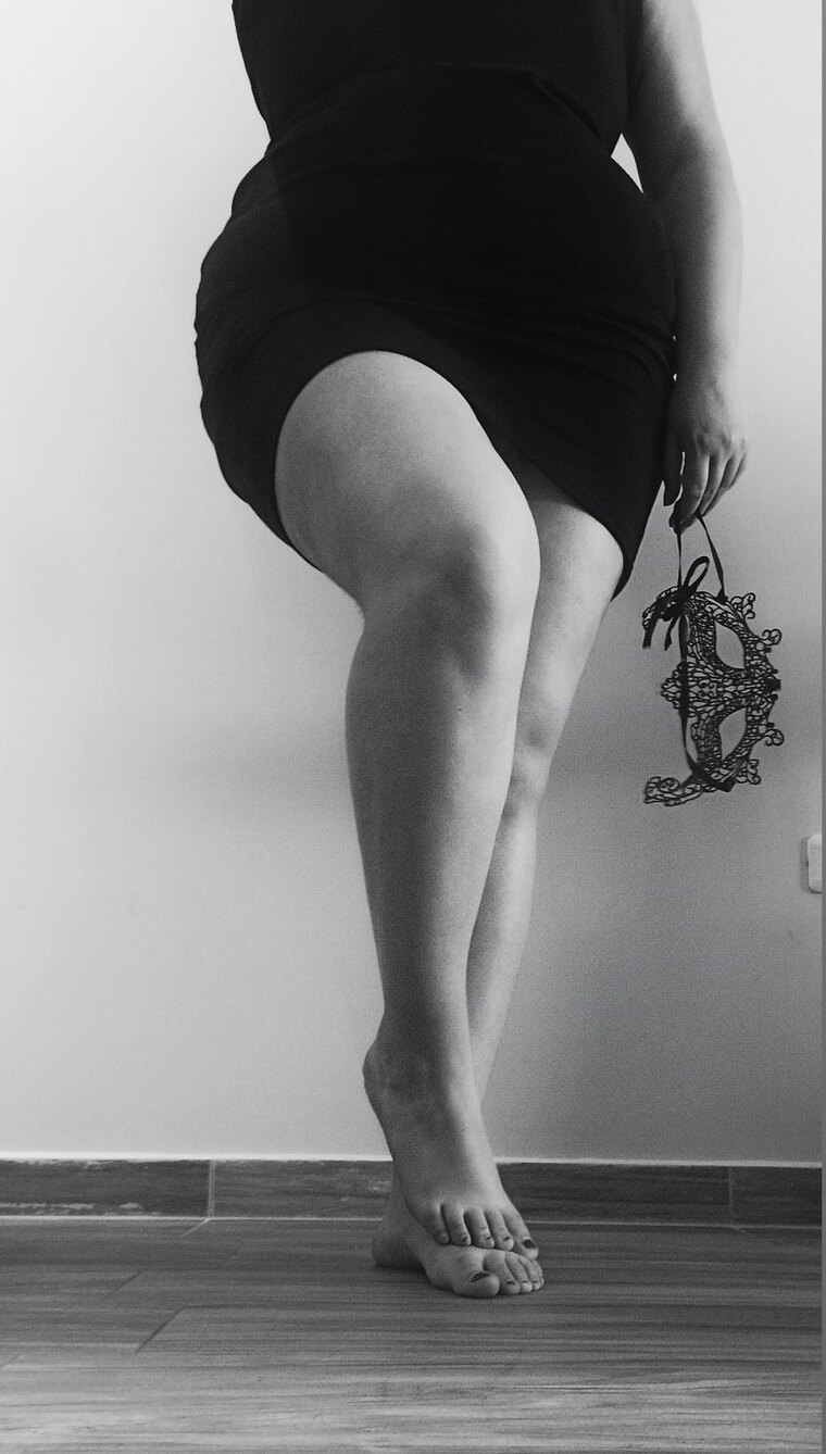 Caniss🐶 cover image