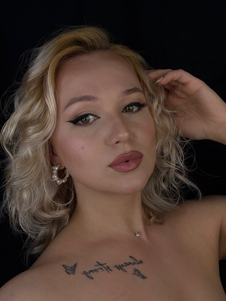 CarinaBeautyTouch cover image