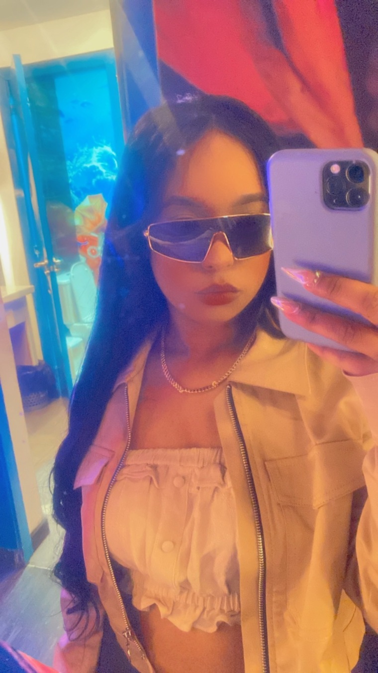 Carla Fernanda cover image