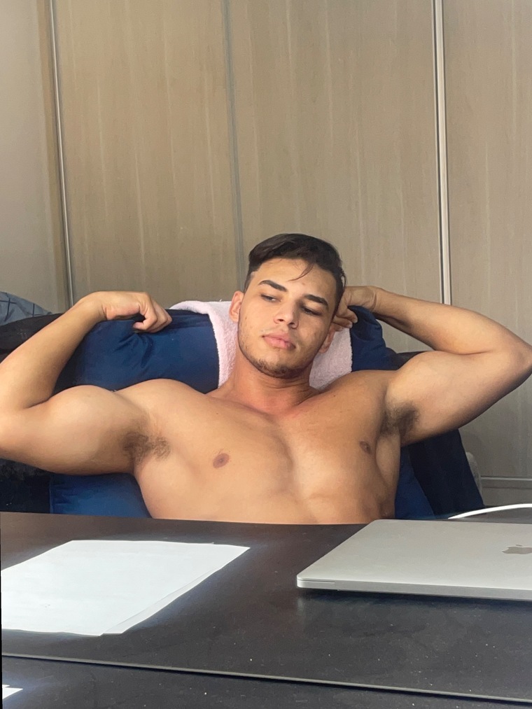Carlos M banner image