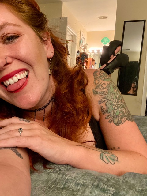 Carly Carlyle cover image