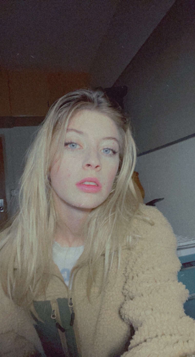 Carly Star banner image