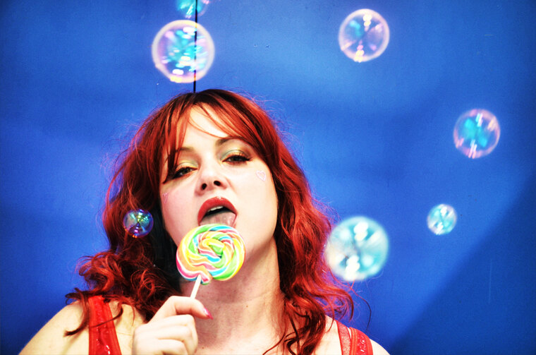 Carmen-la-Dean banner image