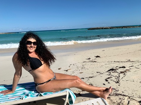 Carmen’s sexy feet cover image