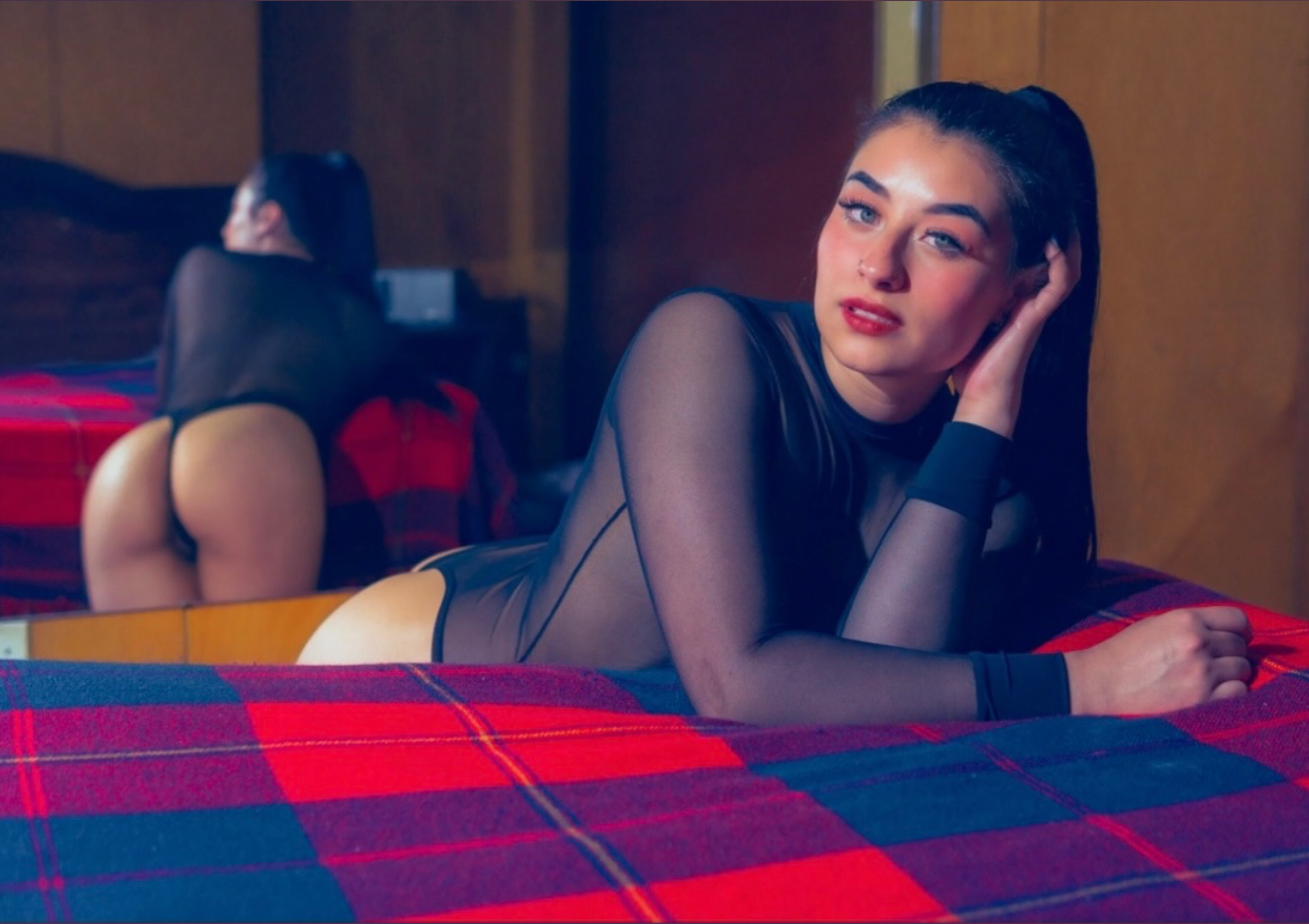 CAROLAIN. banner image