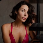 Caroline Junqueira avatar
